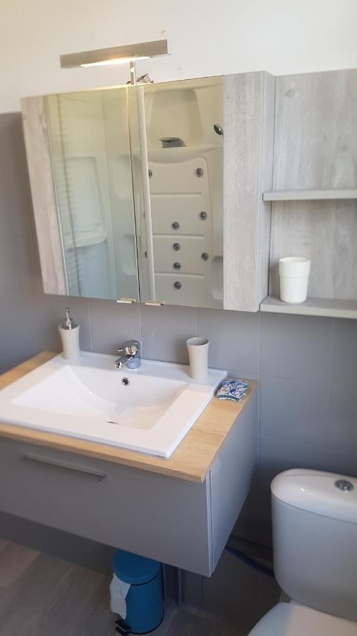 Appartements Coeur De Village Saint-Jean-du-Bruel Kültér fotó