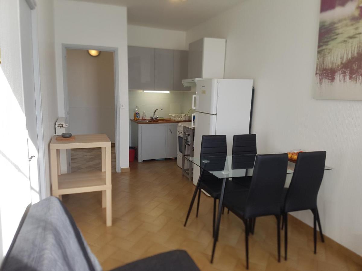 Appartements Coeur De Village Saint-Jean-du-Bruel Kültér fotó