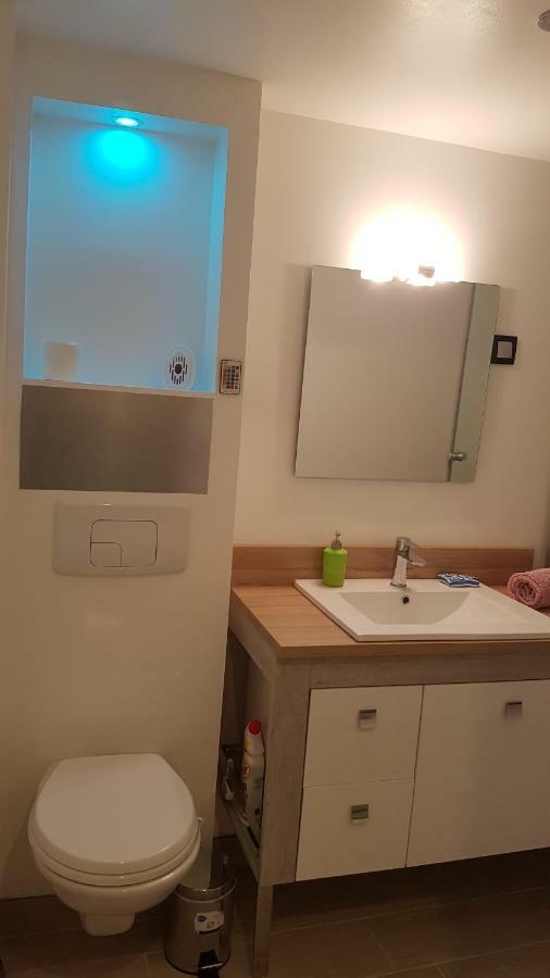Appartements Coeur De Village Saint-Jean-du-Bruel Kültér fotó