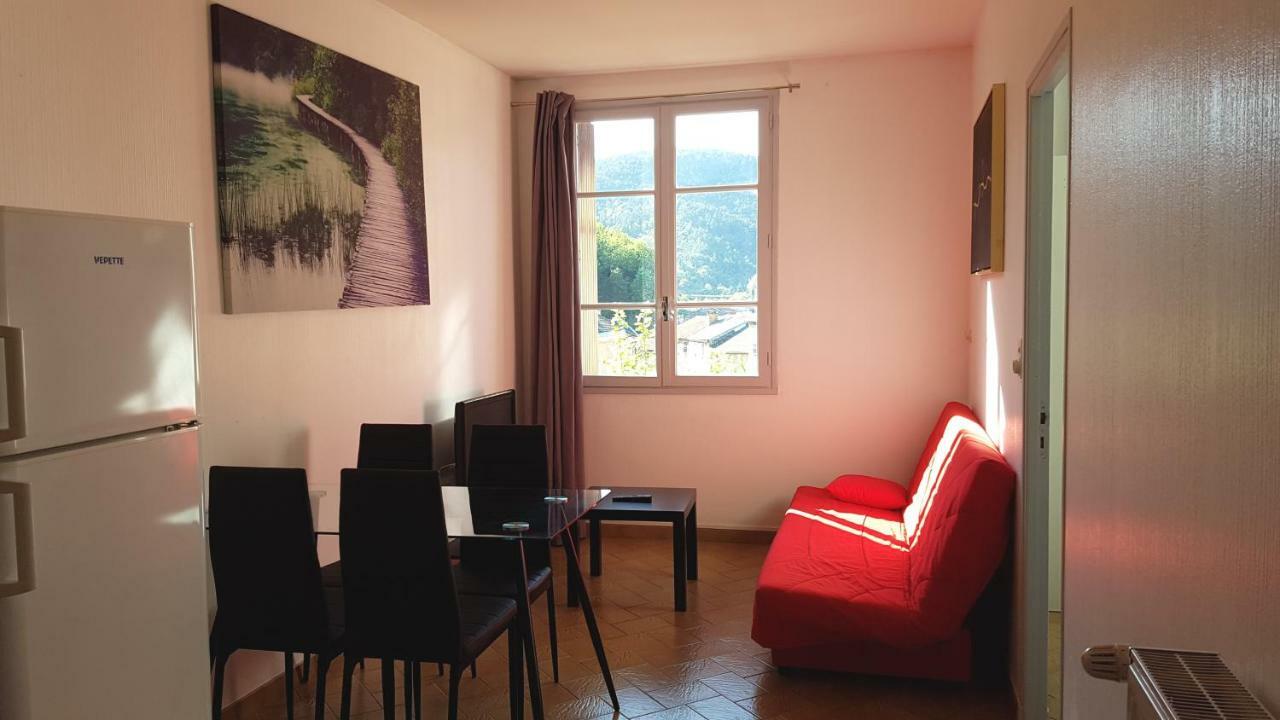 Appartements Coeur De Village Saint-Jean-du-Bruel Kültér fotó